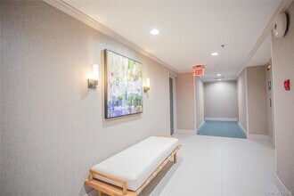 230 W Broadway in Long Beach, NY - Building Photo - Building Photo