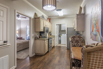 1257 Louisville St, Unit 35 in Starkville, MS - Foto de edificio - Building Photo