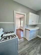 2028 7th Ave in Moline, IL - Building Photo - Building Photo