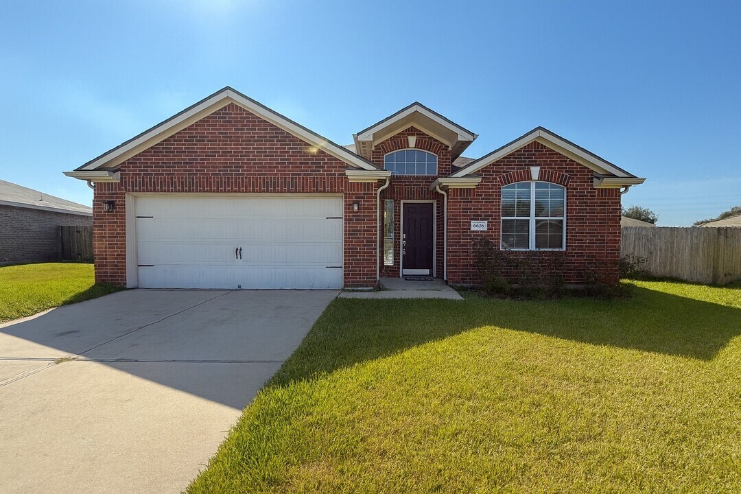 6626 Poplar Rose Ct. in Richmond, TX - Building Photo