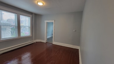 21-23-23 Ellsworth St in Hartford, CT - Foto de edificio - Building Photo