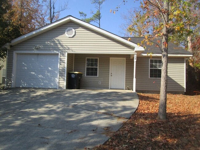 property at 128 Norcross Way Rd SW
