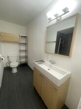 37 Cedarwood Ct in Staten Island, NY - Foto de edificio - Building Photo