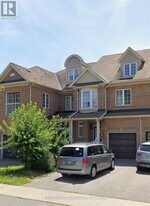 25 Ruby Crescent in Richmond Hill, ON - Building Photo