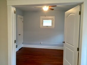 1005 Auburn Ave, Unit Down in Cleveland, OH - Building Photo - Building Photo