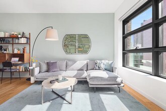 547 W 47th St in New York, NY - Building Photo - Building Photo