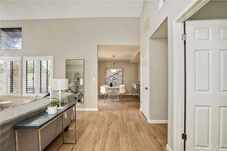 18125 Maplegrove Cir in Huntington Beach, CA - Building Photo - Building Photo