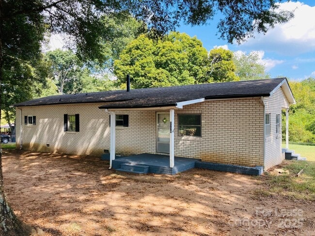 3778 Grange Rd in Maiden, NC - Building Photo - Building Photo