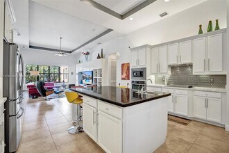 4455 Parkside Rd in Davie, FL - Building Photo - Building Photo