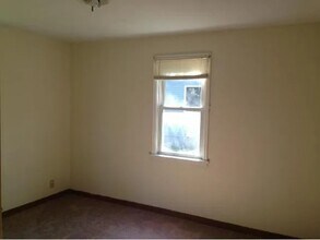 414 4th Ave NE in St. Cloud, MN - Building Photo - Building Photo