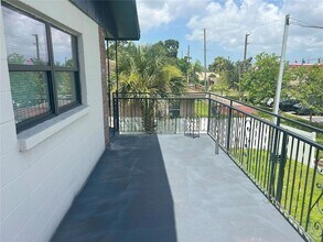 6531 72nd Ave N, Unit 6 in Pinellas Park, FL - Building Photo - Building Photo