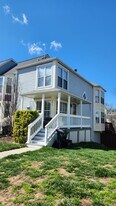 5870 Wescott Hills Way in Alexandria, VA - Building Photo
