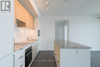 20 O'Neill Rd in Toronto, ON - Building Photo - Building Photo