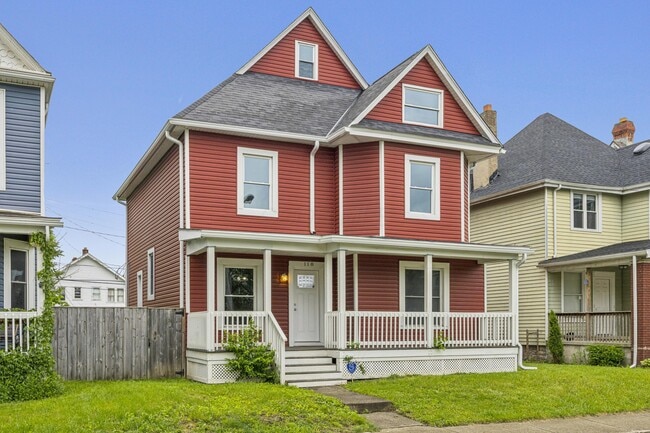 property at 118 Dakota Ave