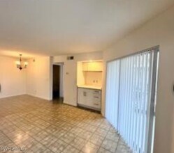 177 Santa Clara Dr in Naples, FL - Building Photo - Building Photo