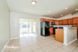 3411 21st St SW in Lehigh Acres, FL - Foto de edificio - Building Photo