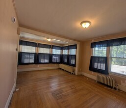 234 High St in Somersworth, NH - Foto de edificio - Building Photo