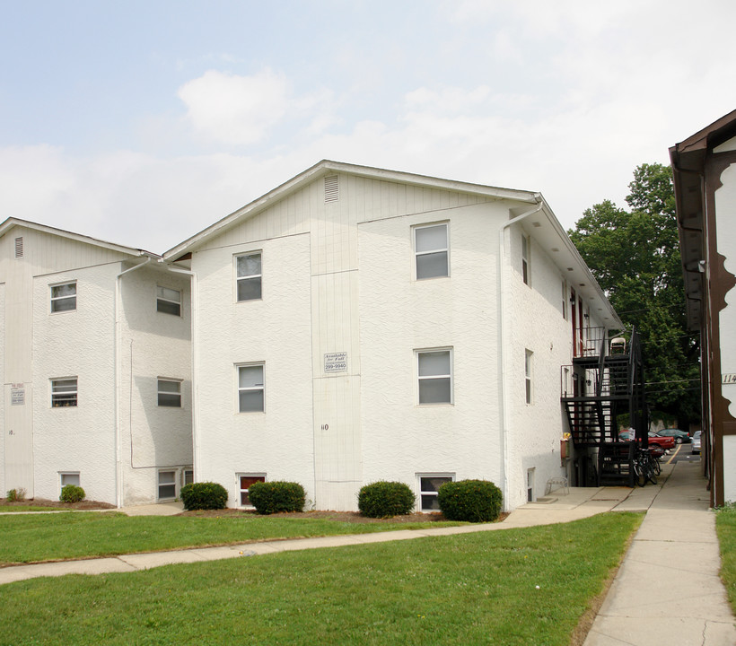 110 E Norwich Ave in Columbus, OH - Foto de edificio