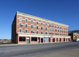 72-84 E Main St in Meriden, CT - Building Photo - Building Photo