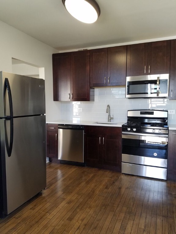 1501 N Kolin Ave in Chicago, IL - Building Photo - Building Photo