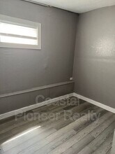 7018 Washington St in Port Richey, FL - Building Photo - Building Photo