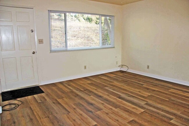 19130 Beauchamp Dr in Sonora, CA - Building Photo - Building Photo