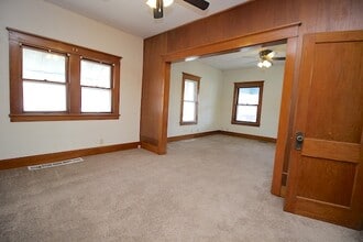 1227 New Hampshire St in Lincoln, NE - Building Photo - Building Photo