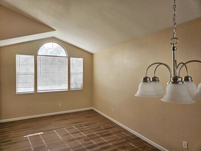 1715 Mt Silliman Way in Antioch, CA - Building Photo - Building Photo