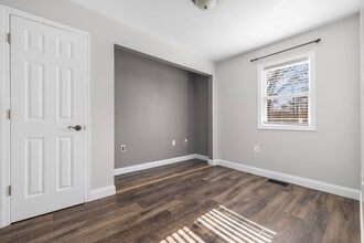 124 Zeb Grindstaff Rd in Elizabethton, TN - Building Photo - Building Photo