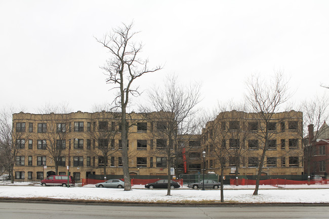 1704 N Humboldt in Chicago, IL - Building Photo - Building Photo