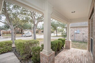 863 Sierra Brook Ln in League City, TX - Building Photo - Building Photo