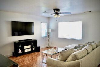 15625 Lasselle St in Moreno Valley, CA - Building Photo - Building Photo