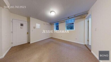 207-209-209 W 11th St in New York, NY - Building Photo - Building Photo