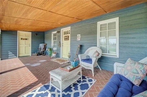 6689 E Strickland St in Douglasville, GA - Building Photo - Building Photo