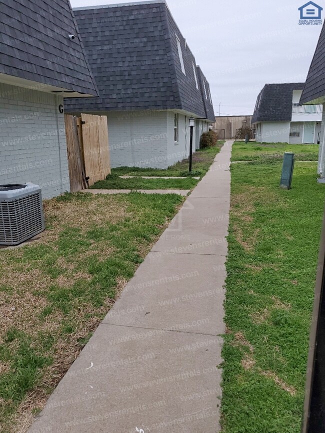 property at 2111 NW Lindy Ave