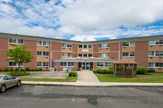 Spring Gardens Senior Housing in Vineland, NJ - Building Photo - Building Photo