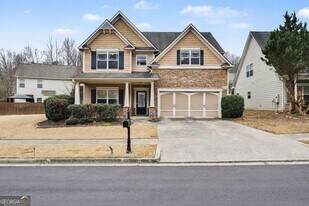 4072 Creekrun Cir in Buford, GA - Building Photo