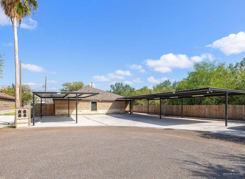 2118 Earth Ln-Unit -3 in Mission, TX - Building Photo