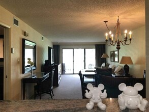 29129 Bay Hollow Dr in Zephyrhills, FL - Building Photo - Building Photo