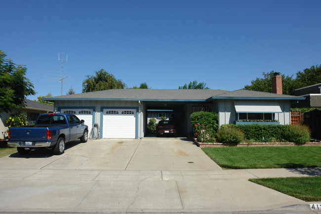 4124 Wessex Dr in San Jose, CA - Foto de edificio - Building Photo