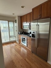 100 Exchange St, Unit Waterplace Building in Providence, RI - Foto de edificio - Building Photo