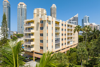 Marbella Tower in Sunny Isles Beach, FL - Building Photo - Building Photo