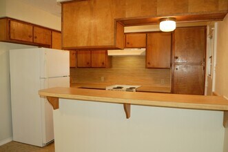 1118 N Nolan River Rd in Cleburne, TX - Building Photo - Building Photo