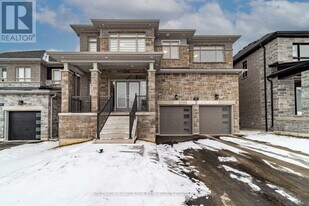 115 Franklin Trail in Barrie, ON - Building Photo