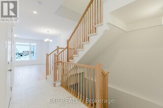 6042 DAVID WEINS St in Stittsville, ON - Building Photo - Building Photo