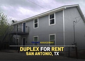 214 Nopal St in San Antonio, TX - Building Photo