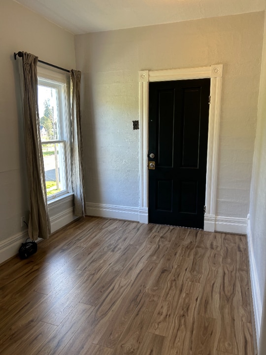 1019 N H St in Aberdeen, WA - Building Photo
