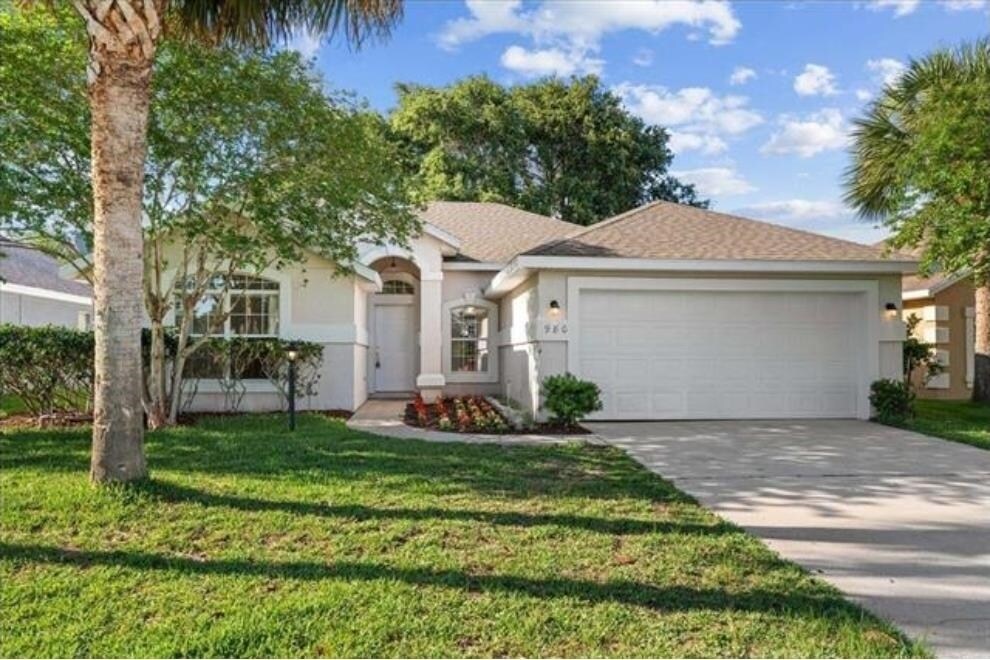 980 Windward Way in St. Augustine, FL - Building Photo