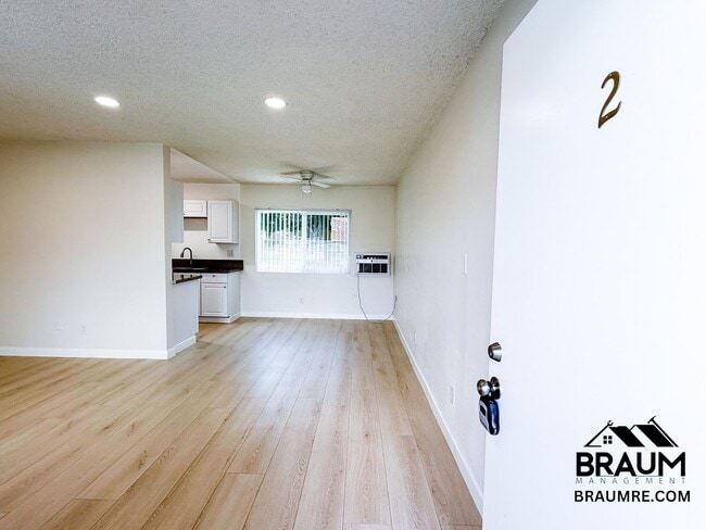 6336 Tujunga Ave in Los Angeles, CA - Building Photo - Building Photo