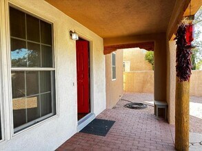 504 Girard Blvd SE in Albuquerque, NM - Building Photo - Building Photo